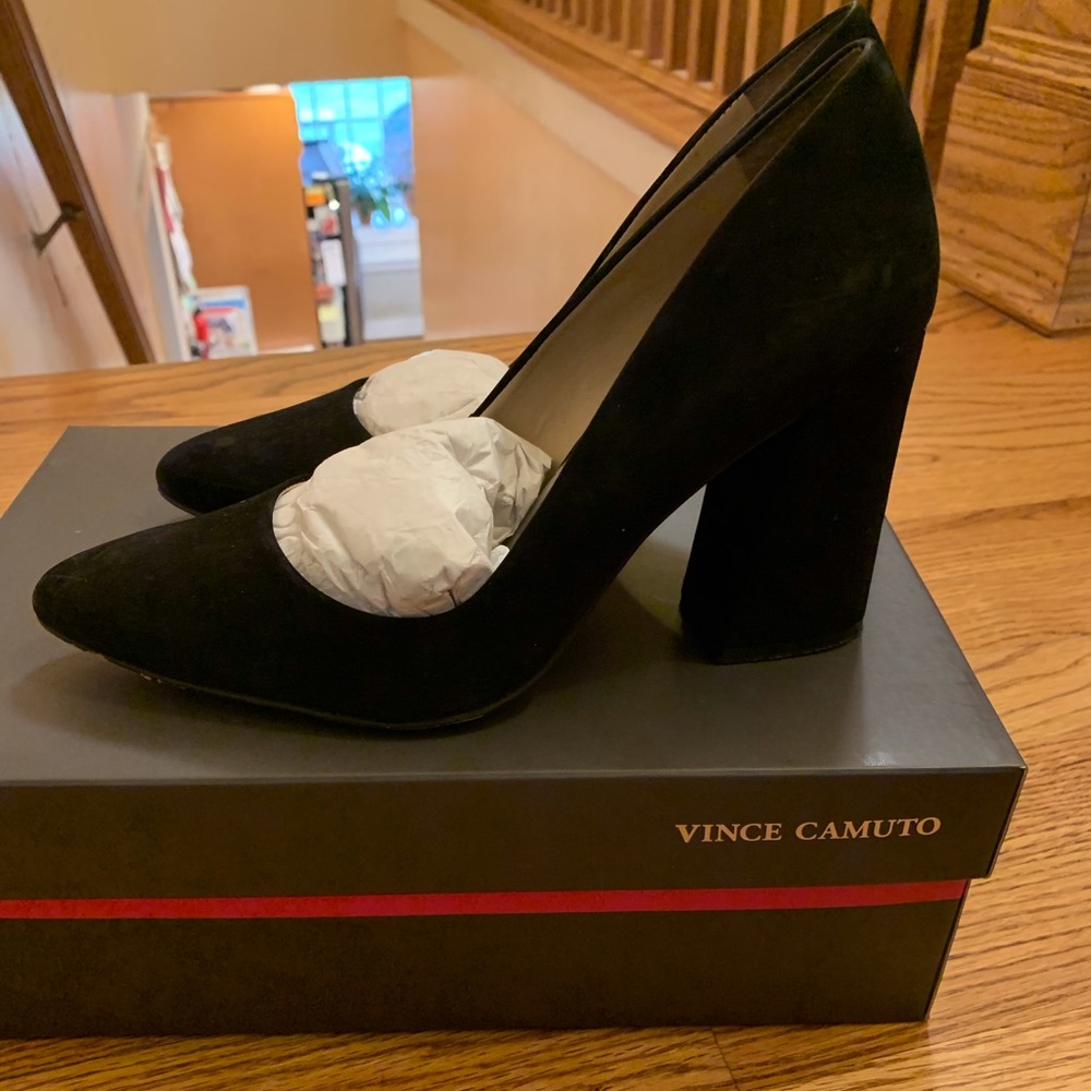 ✨✨Excellent Condition Vince Camuto Pump